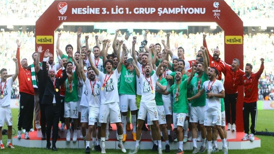 Bursaspor'da kombine satışı 30 bine ulaştı