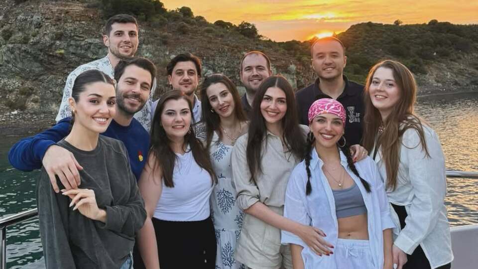 Âşıklar mavi turda