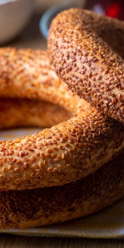 Nerede kaldı o eski hasır sepetli simitçiler?