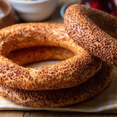 Nerede kaldı hasır sepetli o eski simitçiler