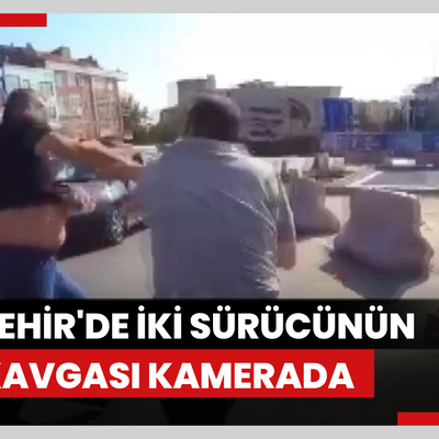 Ataşehir'de iki sürücünün yol kavgası kamerada