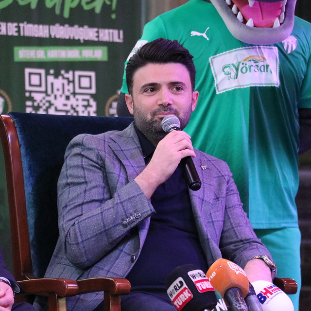 Enes Çelik'ten santrfor açıklaması!