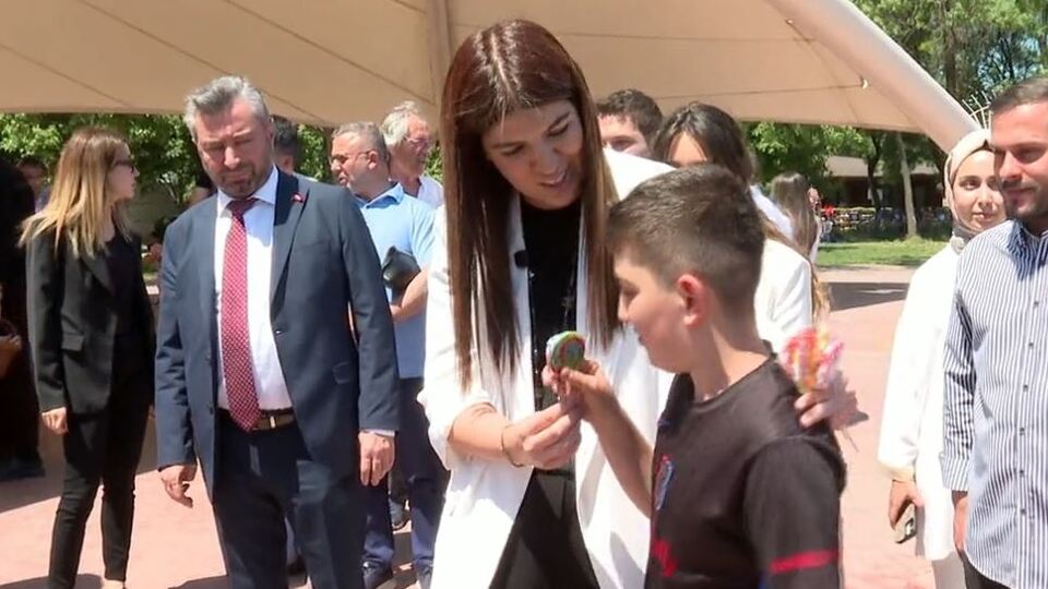 Genç vekilden bayram ziyareti