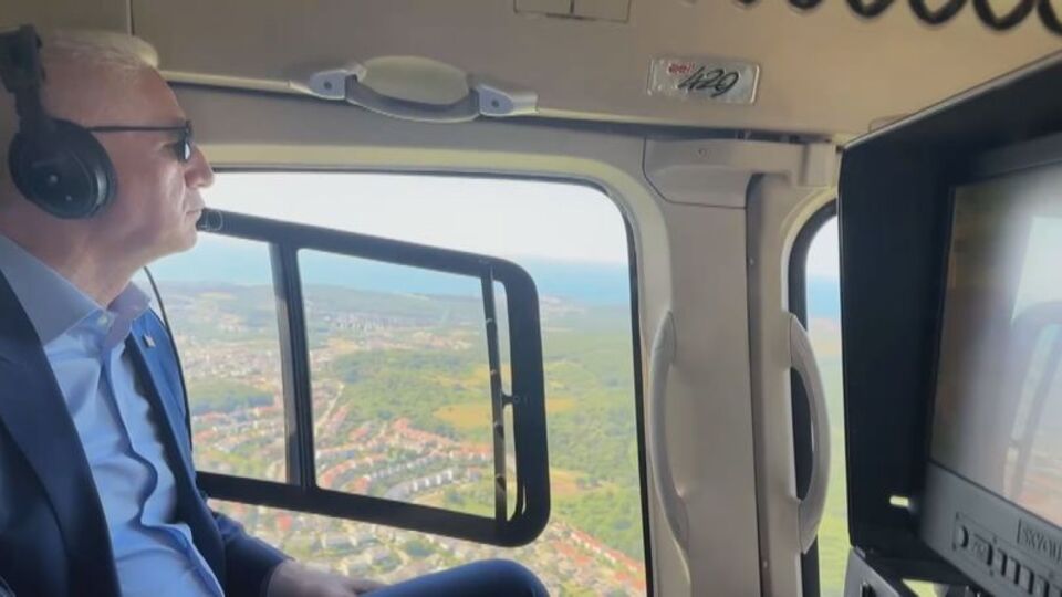 İstanbul Valisi Gül, bayram trafiğini havadan denetledi