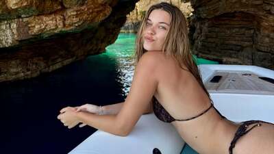 Sezonu Patmos'ta açtı