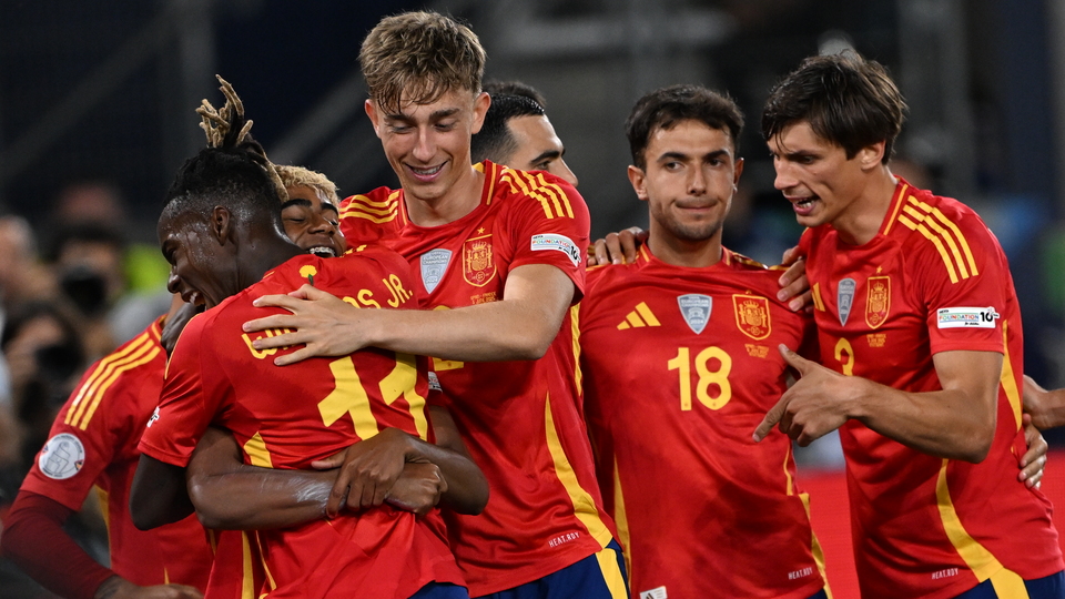 İspanya, Uluslar Ligi'nde finalde!