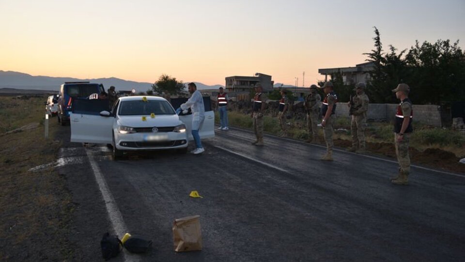 Otomobile silahlı saldırı: 1 ölü