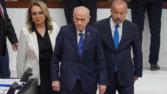 Bahçeli: Darbeler anayasası yok edilmeli