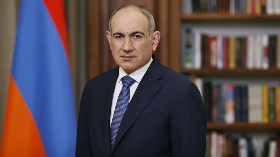 Paşinyan'dan Azerbaycan'a bayram kutlaması