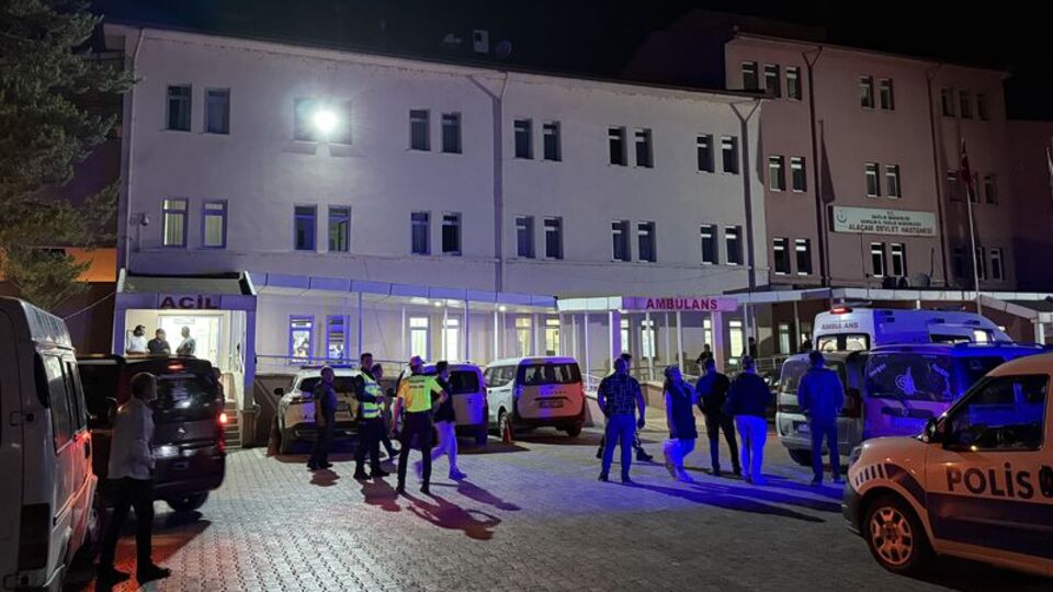 Samsun'da bıçaklı kavga: 3 yaralı