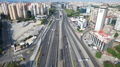 İstanbul'da yollar boş kaldı! Yoğunluk: % 6 oldu!
