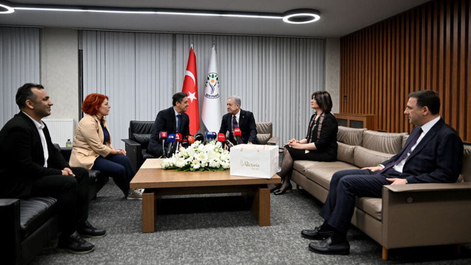 MHP ile DEM Parti bayramlaştı: Terörsüz Türkiye