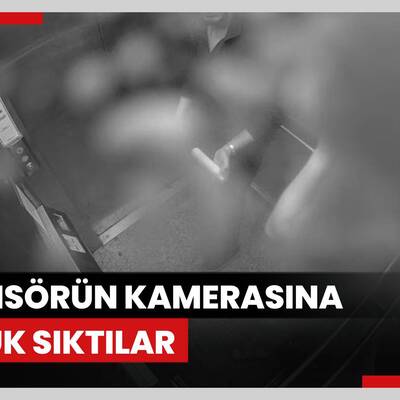 Asansörün güvenlik kamerasına köpük sıktı