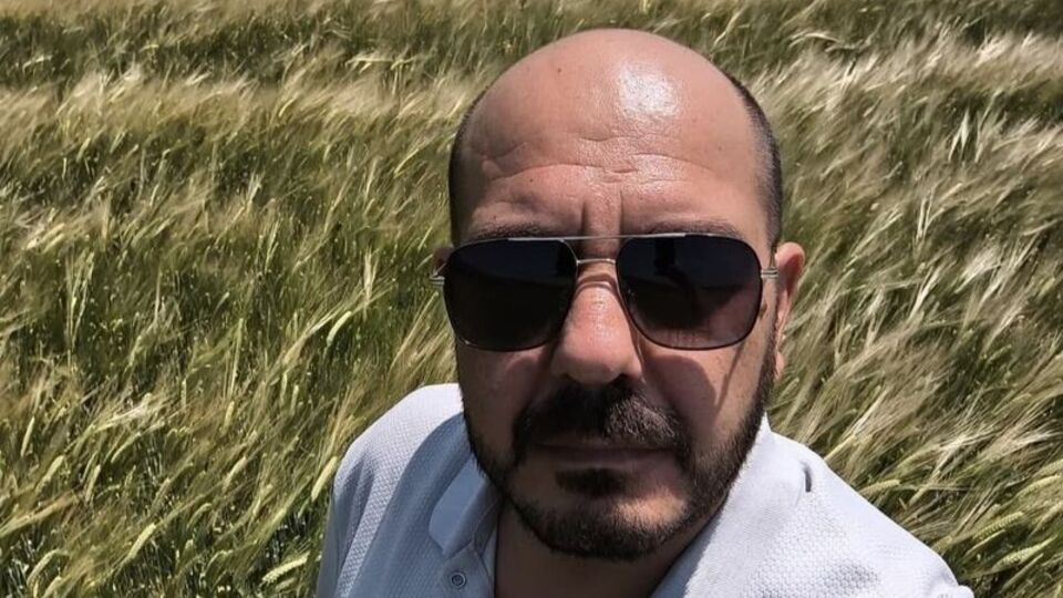 Selfi yaparken fark etti