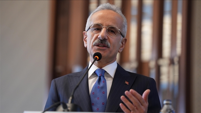 "Sıradaki parça: mehter marşı"