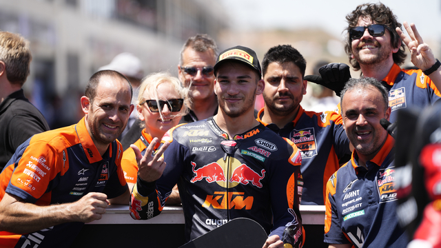 Deniz Öncü'den İspanya'da tarihi zafer!