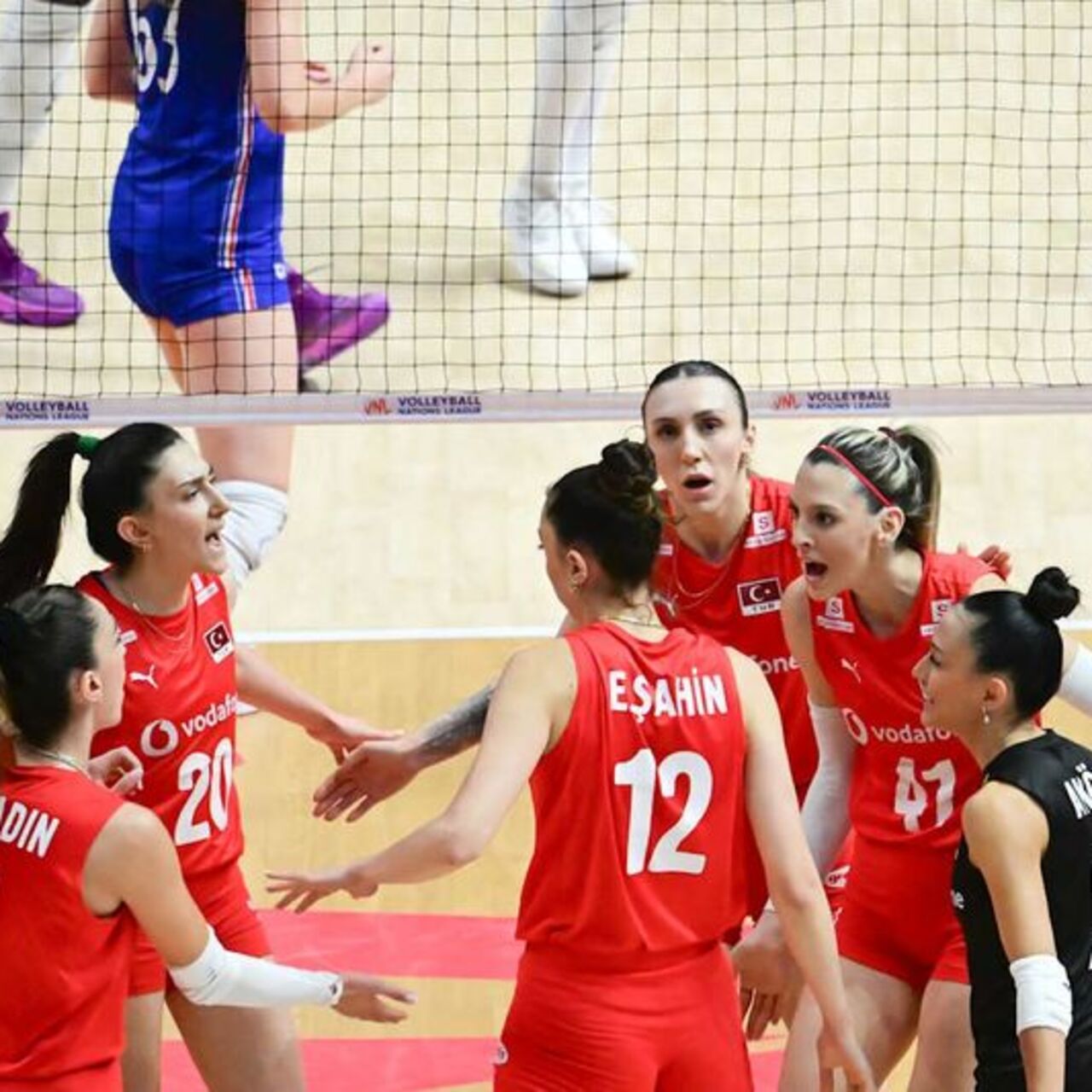 Çin – Türkiye: 2-3 (MAÇ SONUCU) – Filenin Sultanları Milletler Ligi’nde 4’te 4 yaptı!