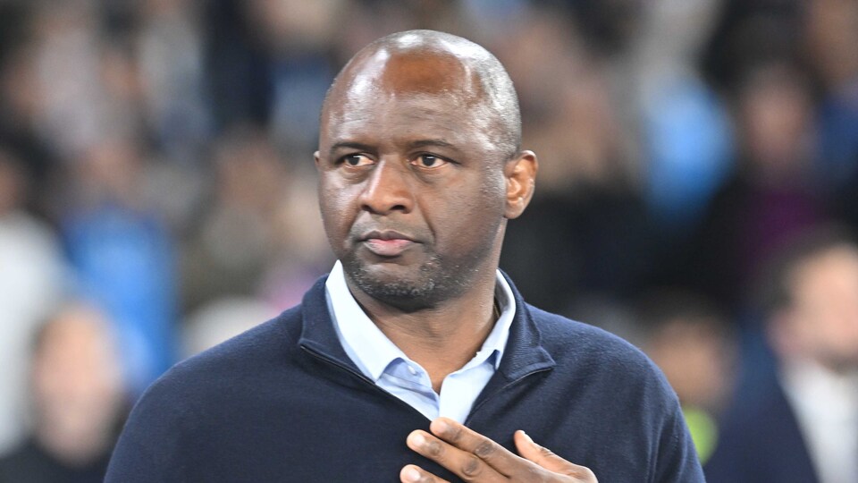 Genoa, Patrick Viera'yla uzattı!