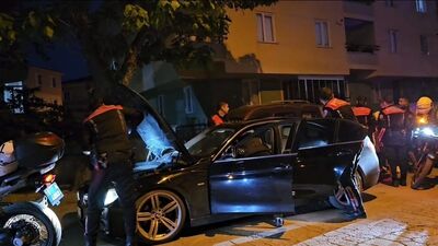 Çorum'da silahlı kavga: 1'i polis 2 yaralı