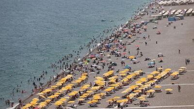 Doğu Anadolu'nun doğusunda yağmur var! Türkiye sıcak ve güneşli