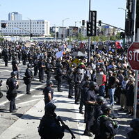 Los Angeles'taki protestolar sürüyor