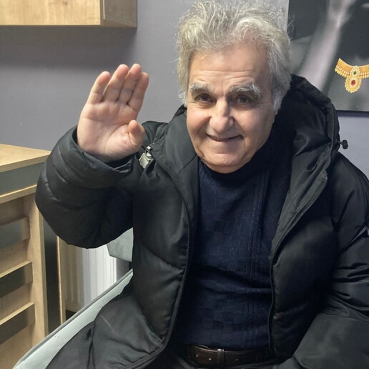 Oyuncu Kökeş hastaneye kaldırıldı