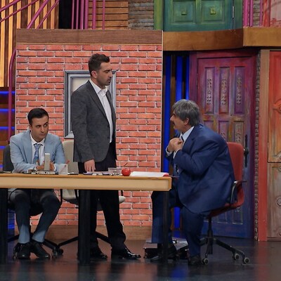Kahkaha tufanı var