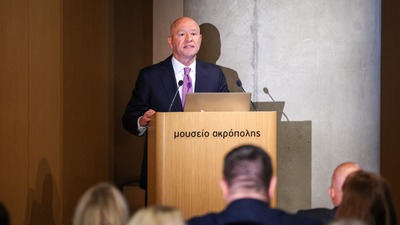 Koç Holding'in yangınla mücadele projesi Akdeniz'e örnek gösterildi