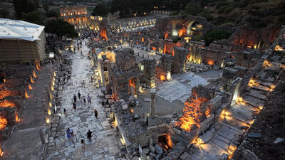 Bayramda yüz binler kültürel rotalara yöneldi