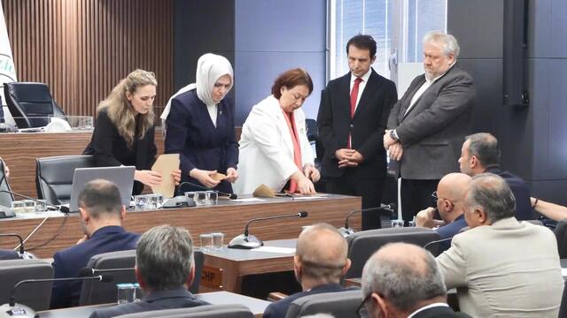 Gaziosmanpaşa Belediyesi AK Parti'ye geçti