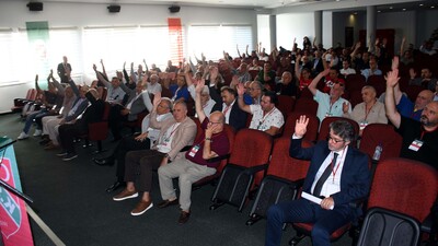 Karşıyaka'da kongre ertelendi