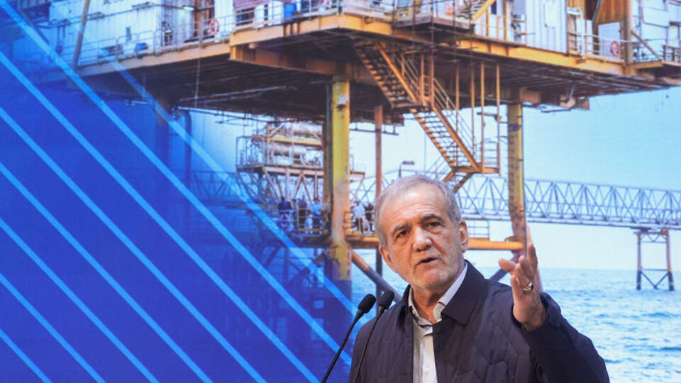 Pezeşkiyan: ABD'nin baskılarından korkmuyoruz