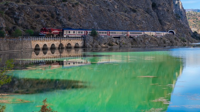 Turistik Karaelmas Ekspresi yola çıkıyor