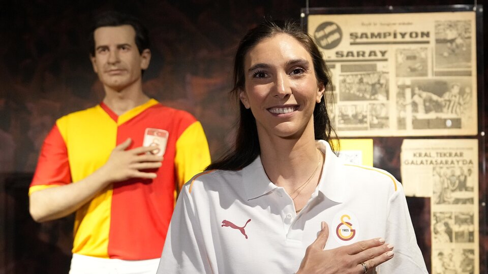 Naz Aydemir Akyol, G.Saray Daikin'de!