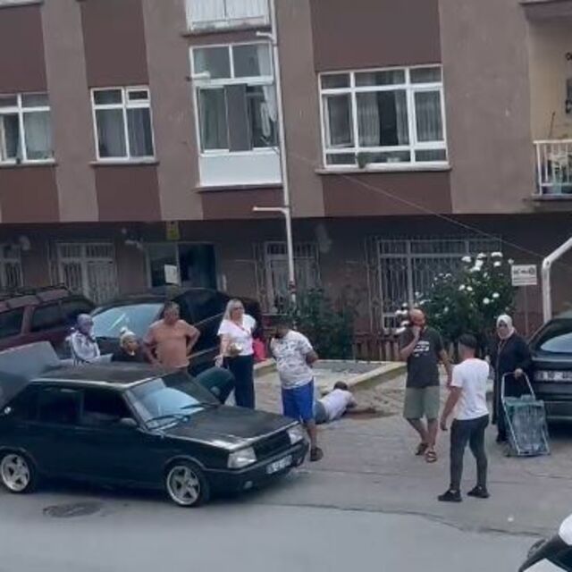 Sokak ortasında kriz: 2 ölü