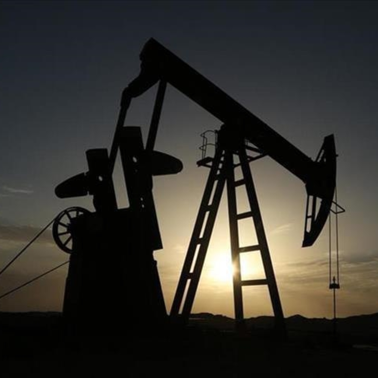 İsrail İran'a saldırdı; petrol fiyatları yükselişe geçti