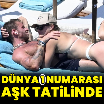 Dünya 1 numarası aşk tatilinde