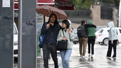 Yağmur yüzünü gösterecek, rüzgar havayı serinletiyor