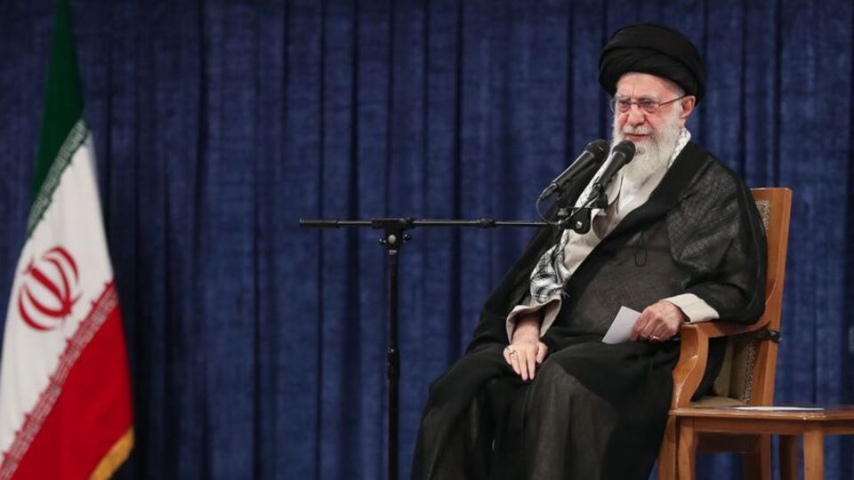 Hamaney'in evine koruma kalkanı