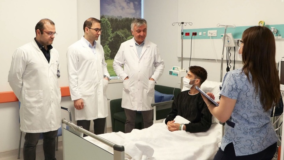 4 ayda 45 kiloya düştü! Hayatını babası kurtardı