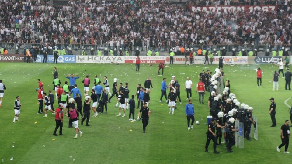 Elazığspor'un cezası 3 maça indirildi