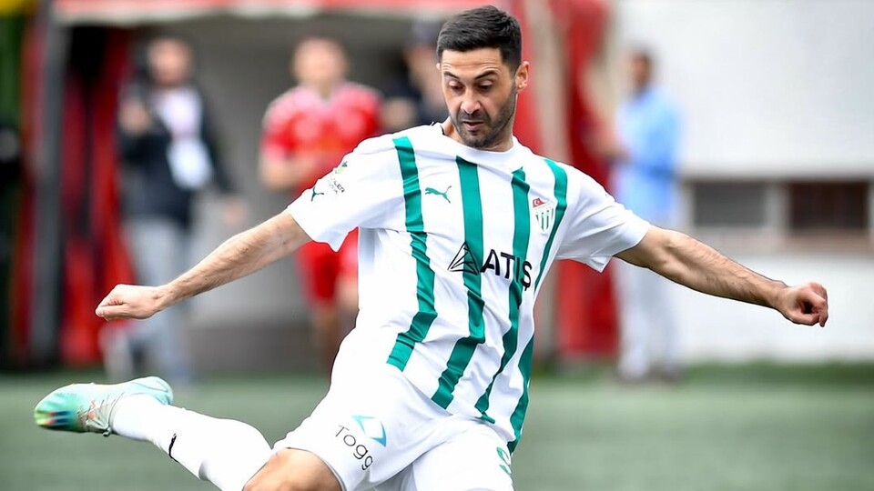 Bursaspor'da 3 ayrılık birden!