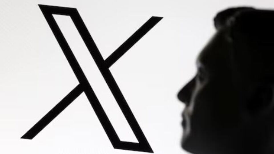 X, kesintinin ardından toparlanıyor