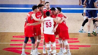 Filenin Efeleri, Çin'i devirdi!