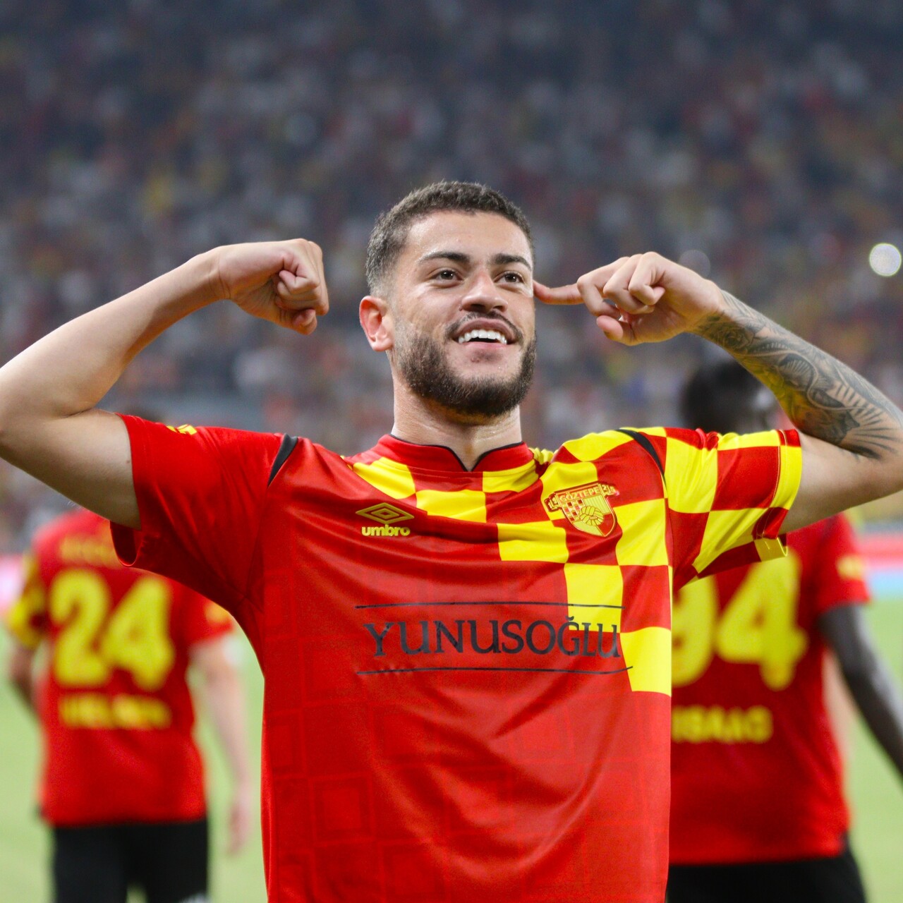 Sporting Lizbon'dan Romulo hamlesi!