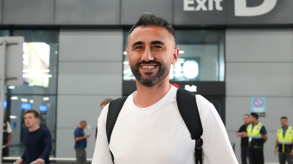 "Bu bayrağı daha ileriye taşımak istiyorum"