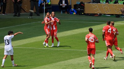 Bayern Münih gol oldu yağdı: 10-0