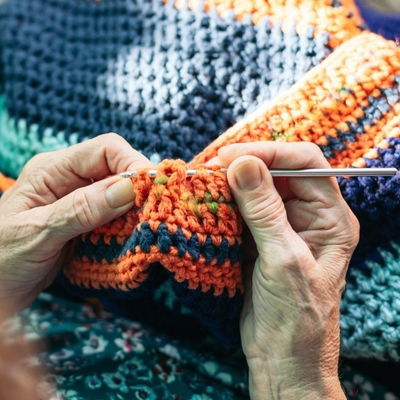 Babaanneler göreve!