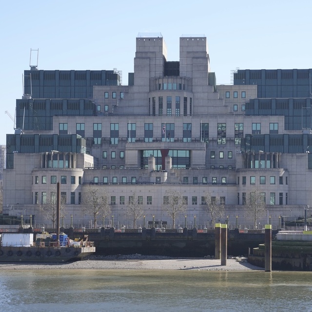 İngiliz istihbaratının başına ilk kez bir kadın atandı