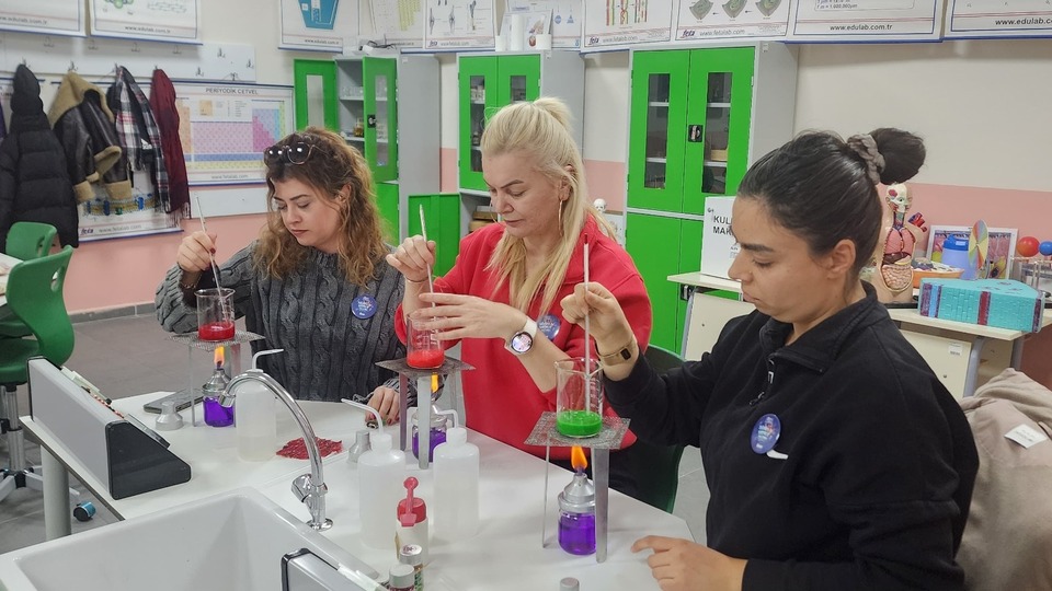 ÖRAV Eğitim Şenliği öğretmenlerle buluşuyor